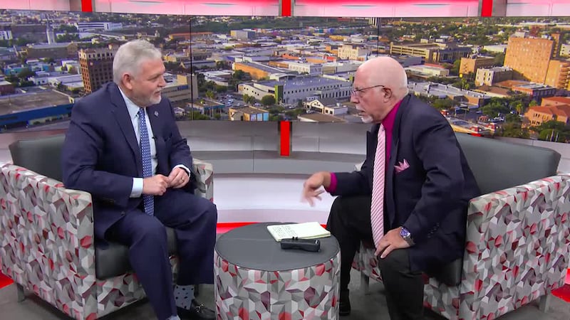 Nueva ley dejará a pie a personas que conduzcan sin licencia en Texas