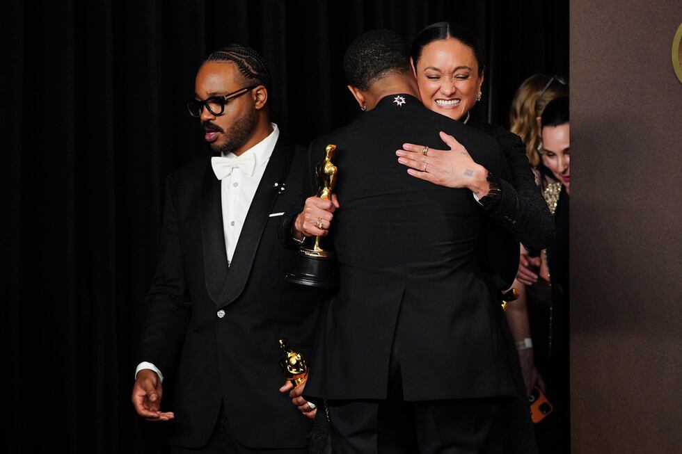 Ryan Coogler, de izquierda a derecha, ganador del premio al mejor guion original por...