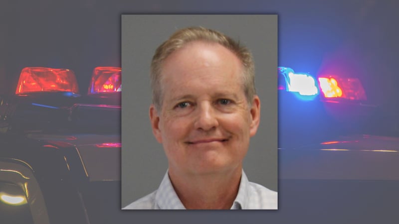 Russell Taylor Johns fue detenido el miércoles por un delito de exposición indecente derivado...