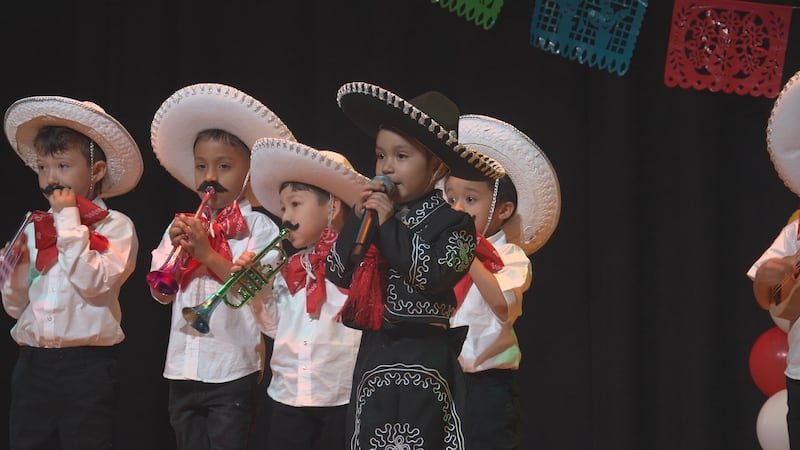 Belton ISD celebra el Cinco de Mayo con presentaciones estudiantiles en el Centro Pittenger