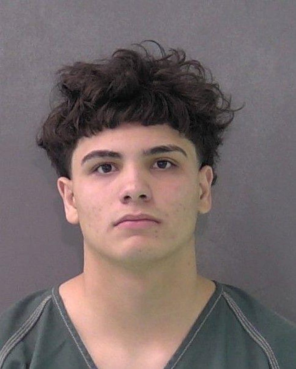 Detectives con el Departamento de Policía de Belton detuvieron a Jesse Hernández III, de 18...