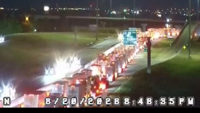 Accidente mortal provoca el cierre de la I-35 en dirección norte en Belton, Texas.
