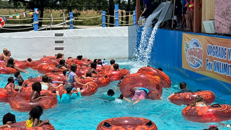 Hawaiian Falls dumps 2,000 pounds of ice into Waco wave pool as heat index tops 110