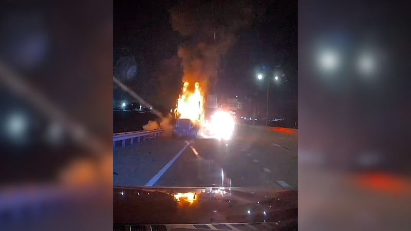 Robinson Firefighters Contain 18-Wheeler Cab Fire on I-35