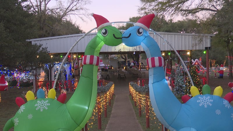 New Christmas lights display in Waco as previous owners pass on decorations to Karem Shriners