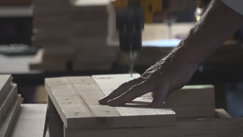 Service Texas Day: Rotarians Build Beds for Temple Kids