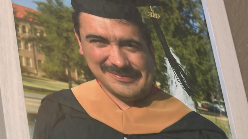 Carlos Ocegueda convirtió una tradición cultural en un negocio exitoso de seis años en Lubbock