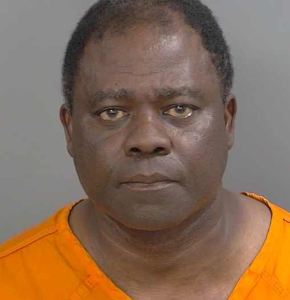 Sacerdote Anthony Odiong