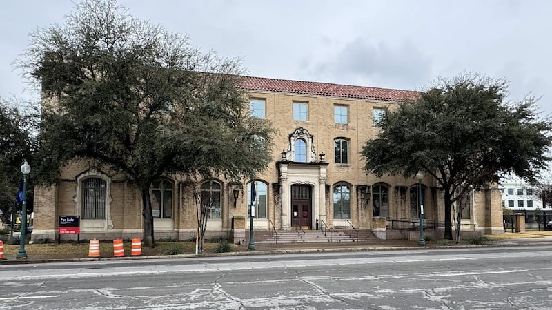 Have you always wanted to own a federal courthouse. Now’s your chance.