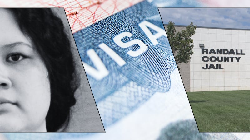 En una entrevista tras su arresto, Claudia Robledo Ramírez admitió haber comprado los...