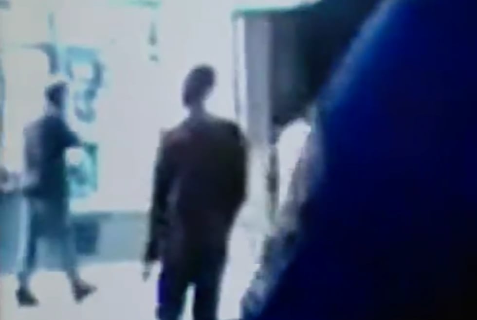 La Oficina del Sheriff del condado de Bell difunde imágenes de una persona de interés en...