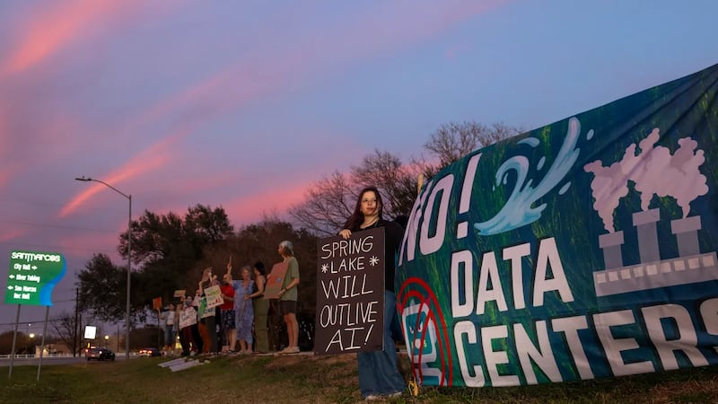 Los vecinos de San Marcos protestan contra un proyecto de centro de datos de inteligencia...