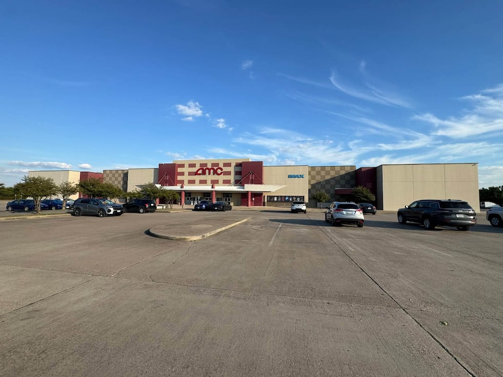 Cierra definitivamente el cine AMC Galaxy 16 de Waco tras 28 años.