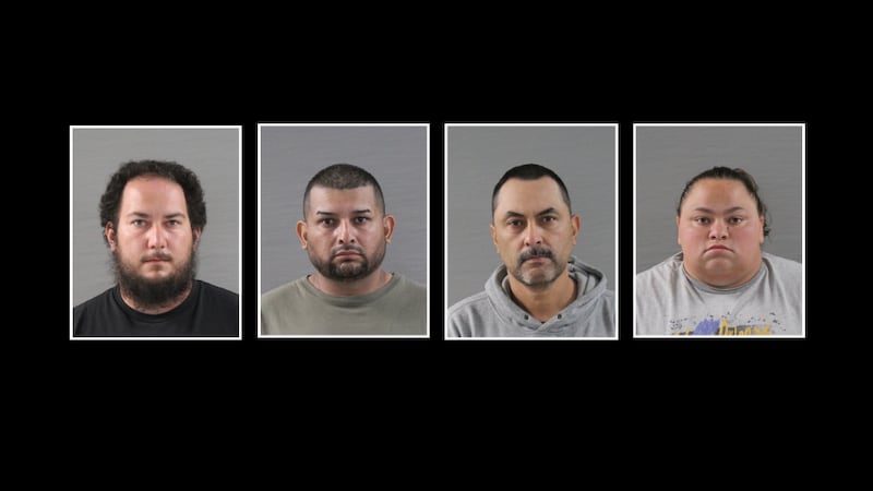 (De izquierda a derecha) Loyd Hall, Jesús Quezada-Meza, Omar Velásquez y Catlynn Ann Hall...