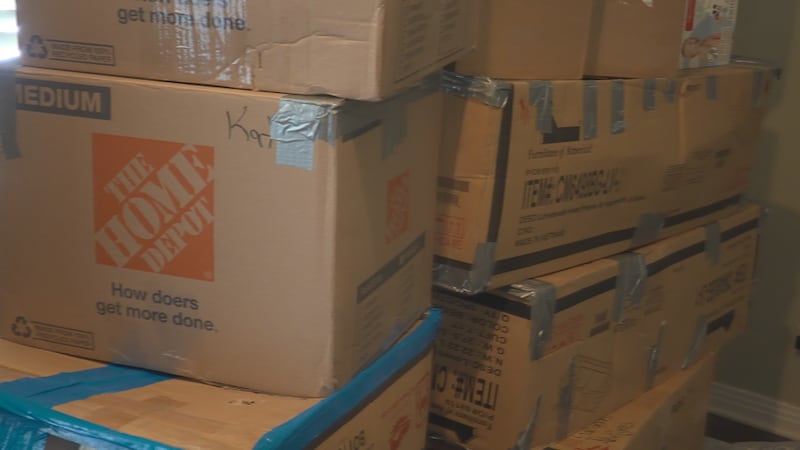 Mujer de Waco lucha por enviar donaciones para víctimas de terremotos en Venezuela mientras...