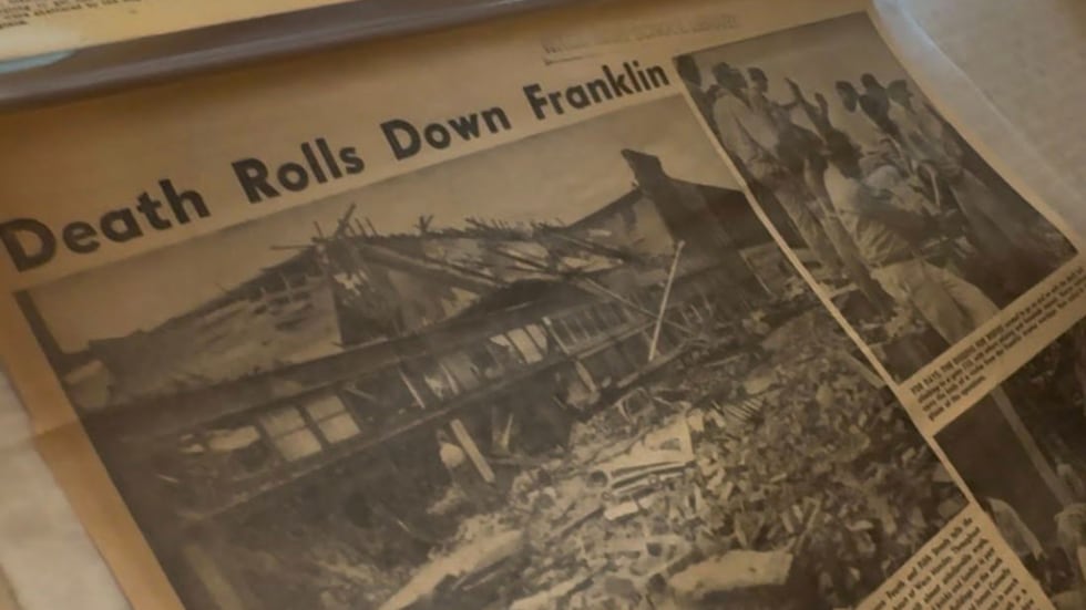 FILE: 1953 Waco Tornado