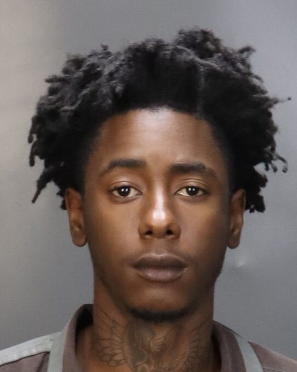 El juez Thomas West, del Tribunal Estatal de Distrito de Waco 19, condenó a Sedarrien Saquan...