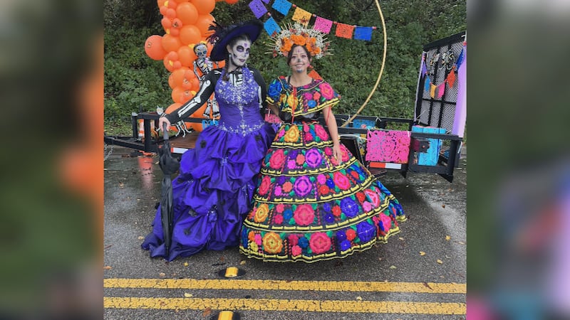 Un negocio local de Waco se prepara para el desfile del Día de los Muertos