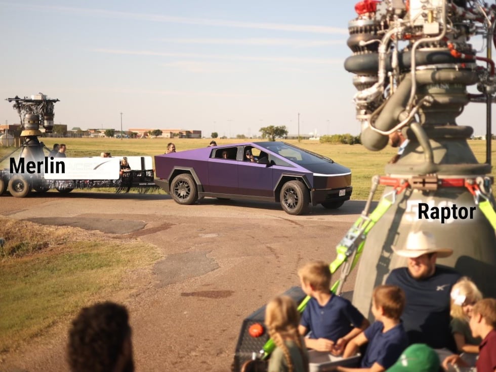 Los motores Merlin y Raptor de SpaceX se exhibieron en McGregor, Texas, con motivo del Día del...