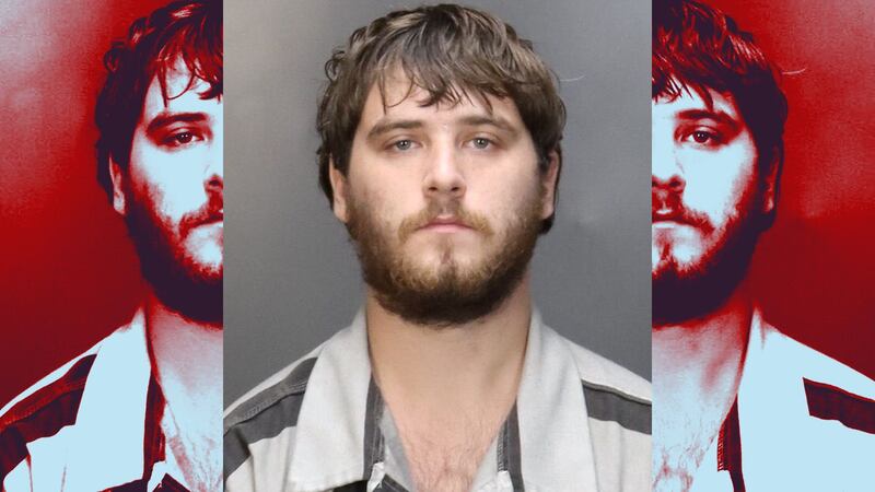 Declaración jurada: Hombre de Lorena acusado de estrangular y golpear a su esposa cuando ella...