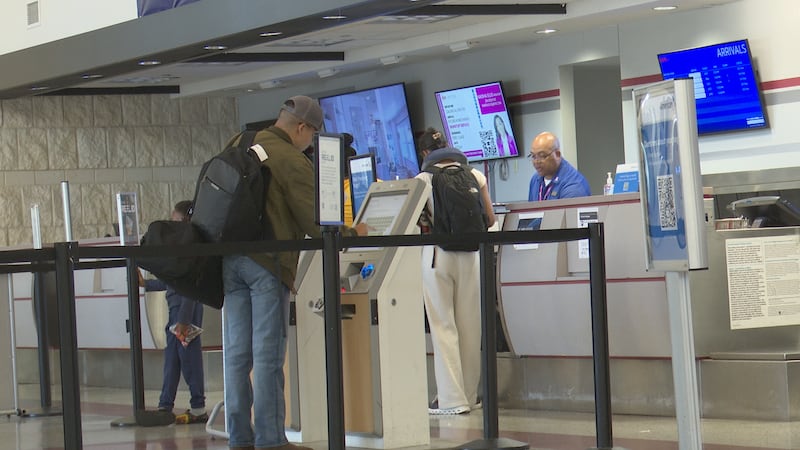 Killeen airport not affected by shut down but that could change