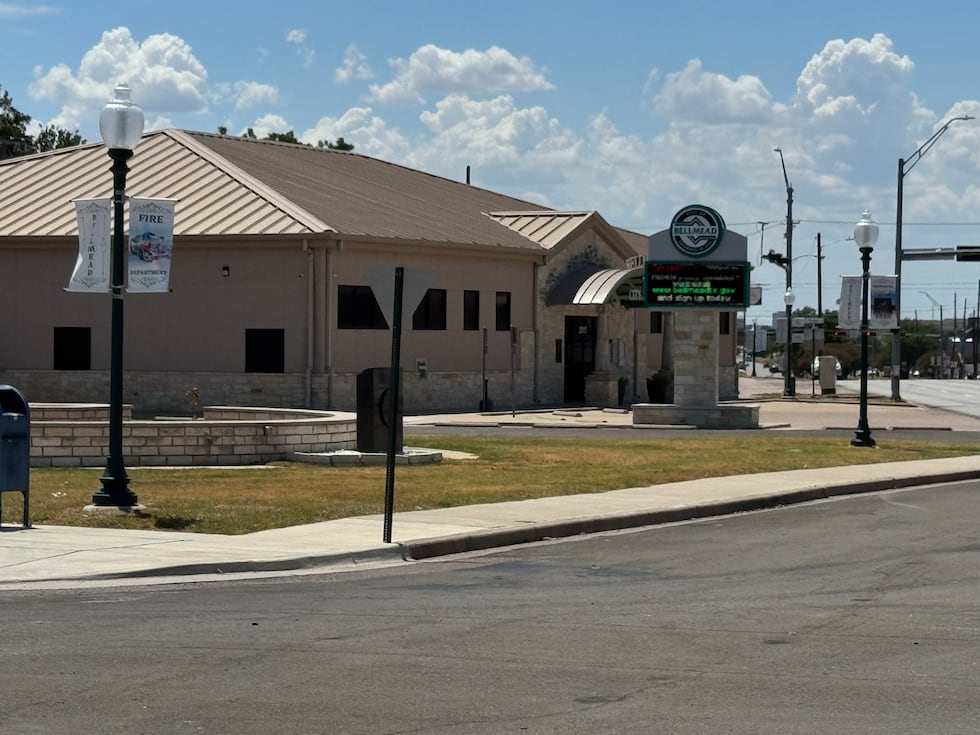 La ciudad de Bellmead lanza el programa de pancartas ‘Hometown Heroes’ para honrar a veteranos...