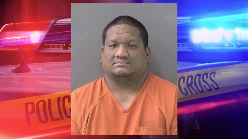 Jitkelong Bujen es acusado de asalto sexual agravado de un niño.