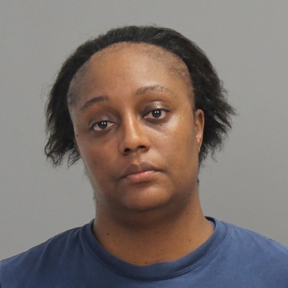 Lateisha Clark, 35