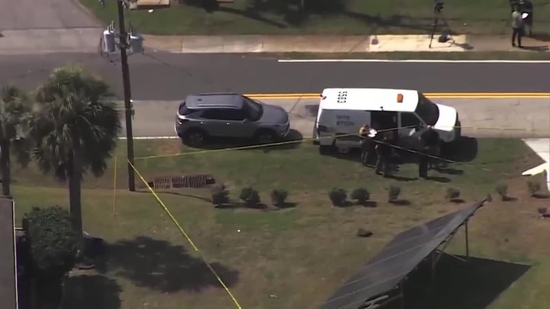 Joven de 20 años acusada de homicidio tras dar a luz a su bebé y luego enterrarla en el patio...