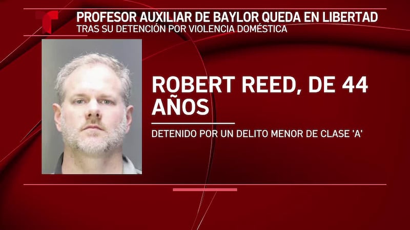 Arrestan a un miembro de facultad de Baylor en un caso de violencia doméstica