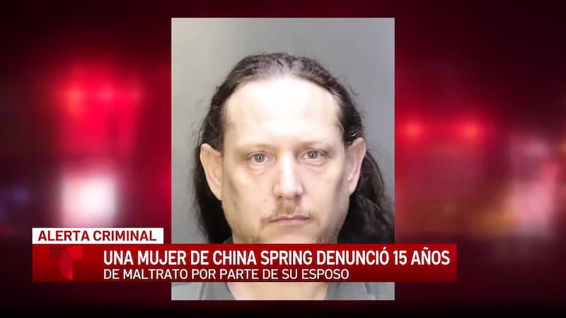 Mujer de China Spring les dice a agentes del condado de McLennan que su esposo ha abusado de...