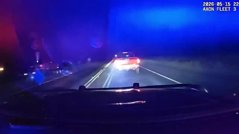 Mujer de Cameron enfrenta cargos de delito grave tras persecución policial y embestir con una...