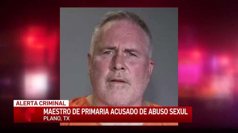 Maestro de Texas es acusado en el presunto abuso sexual de un estudiante en el campus