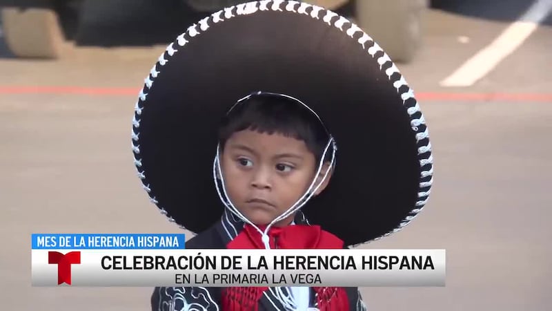 Primaria La Vega en Waco celebra la herencia hispana con desfiles y presentaciones