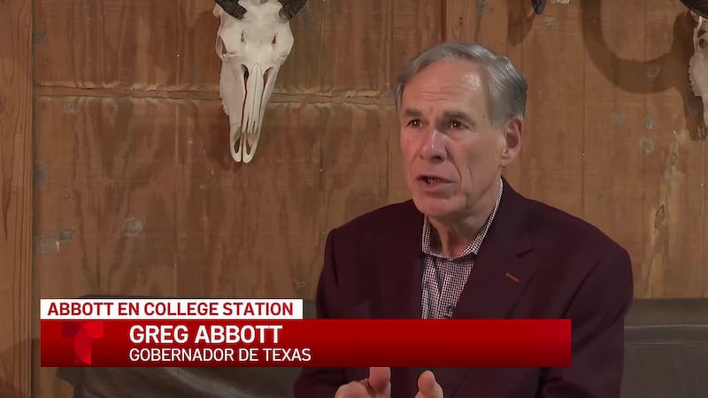 El gobernador Abbott habla en exclusiva con KBTX para abordar temas locales durante una parada...