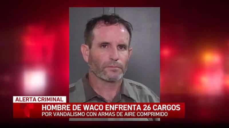 Un vándalo reincidente atacó 14 comercios de Waco con una pistola de aire comprimido y causó...