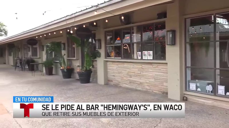 Bar local dice que los ingresos han disminuido un 25% después de ser obligados a remover sus...